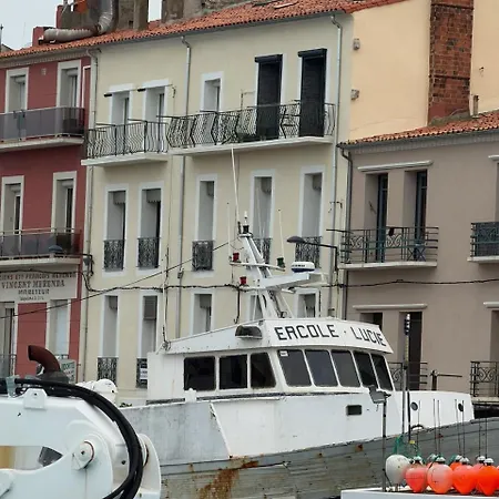 Entre Canal & Criee - Vue Port & *